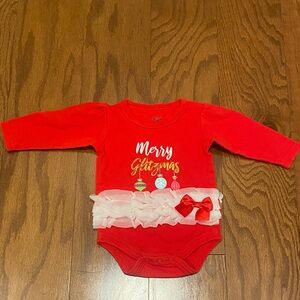 🧡 baby’s Christmas bodysuit onesie